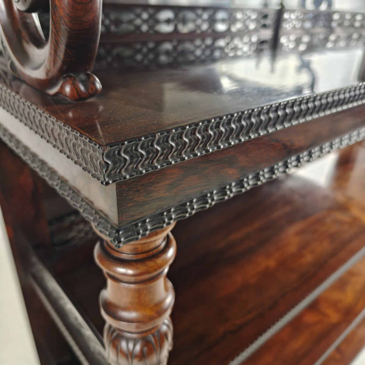 Rosewood Shelf With Coat Of Arms - Regency / William IV Period, 19th Century-photo-2