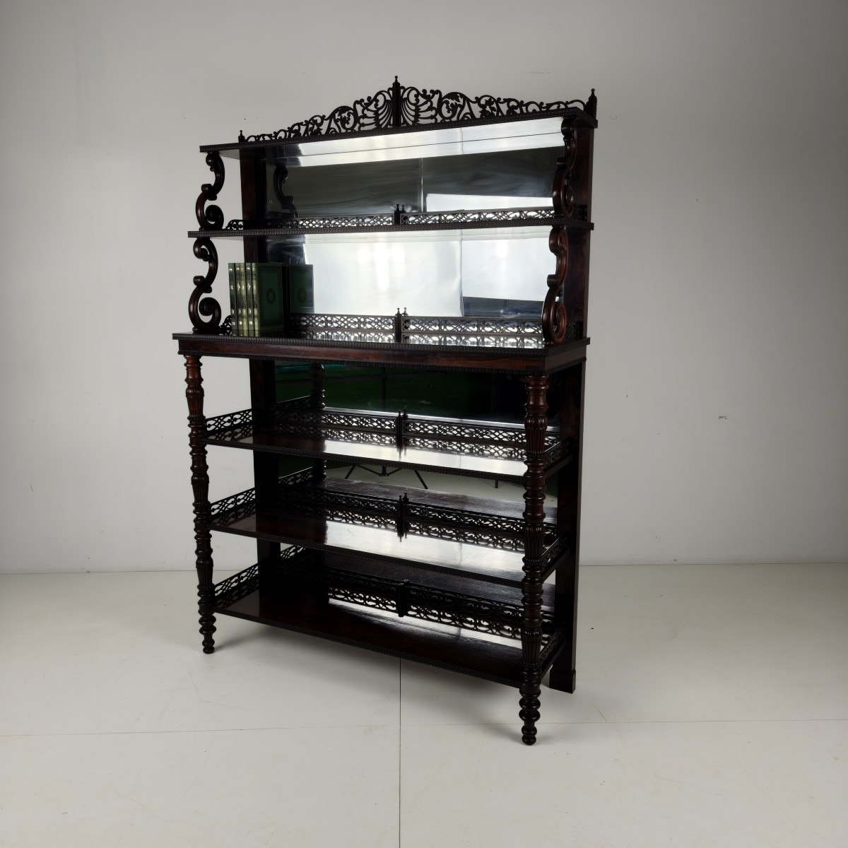 Rosewood Shelf With Coat Of Arms - Regency / William IV Period, 19th Century