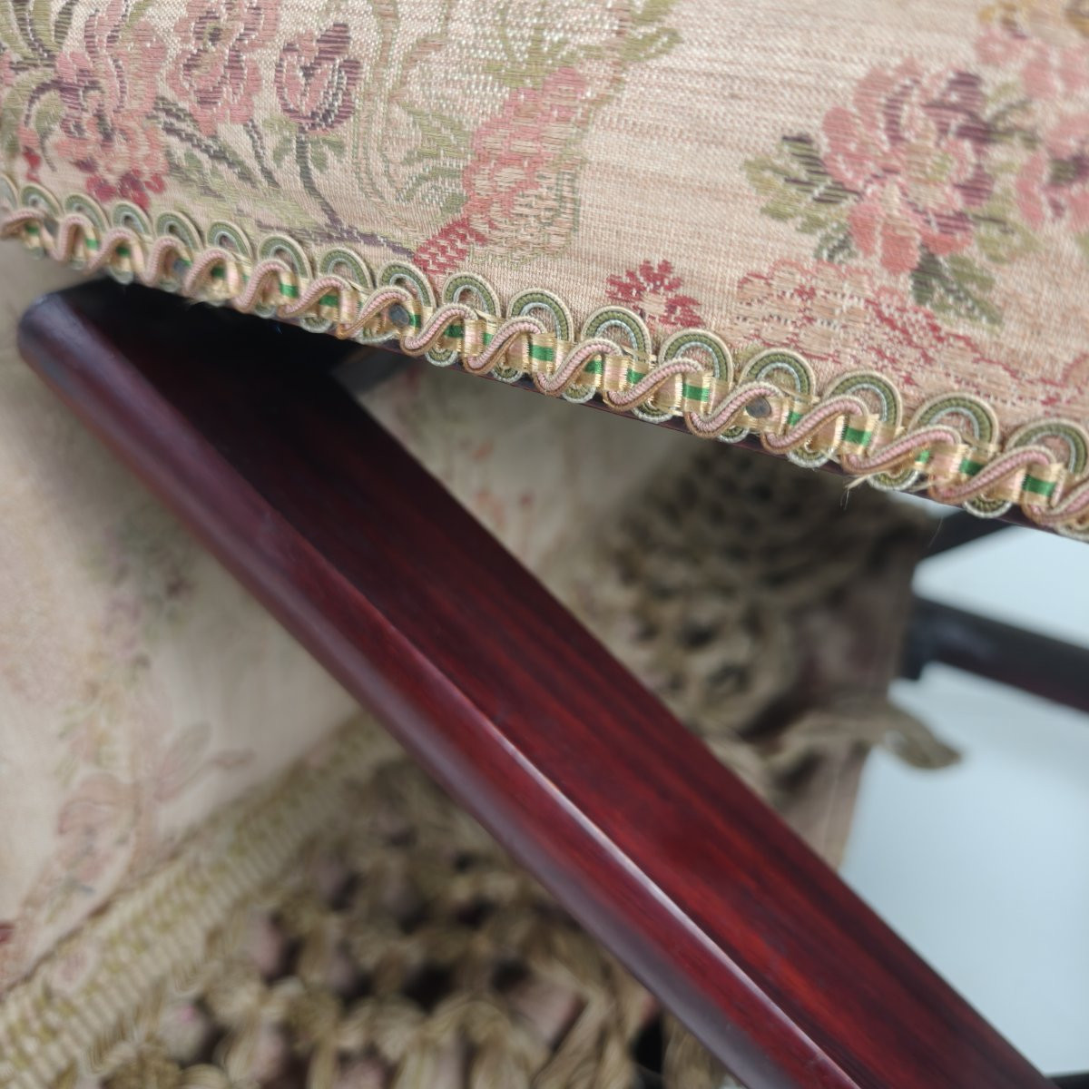 Antique English Carter’s Library Chair On Castors-photo-1