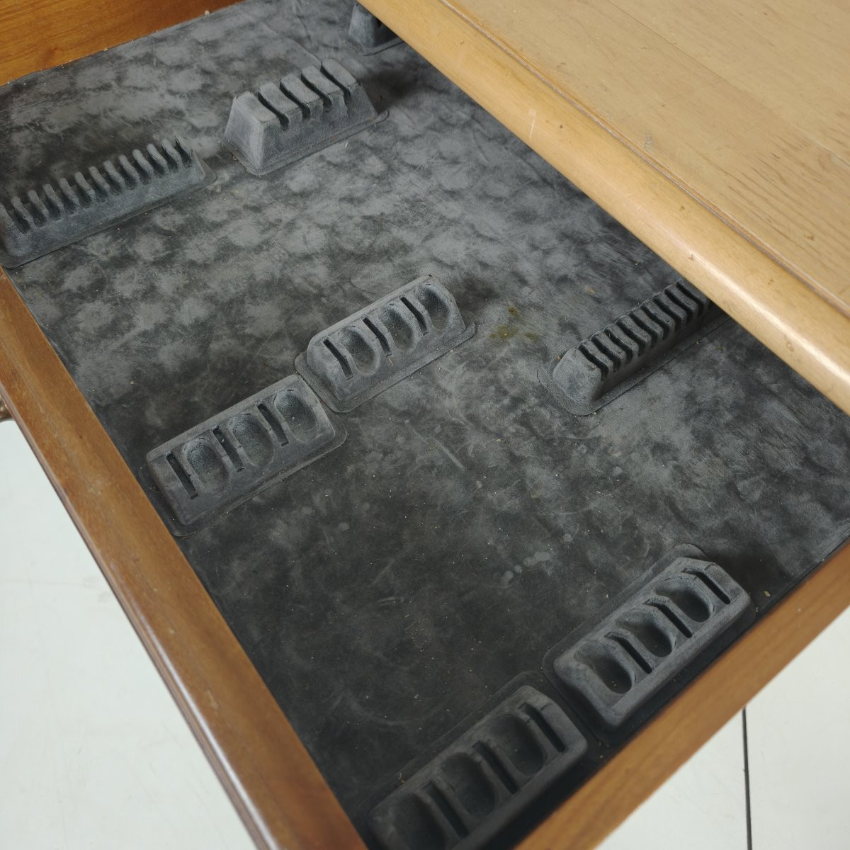 Late 20th Century French Dining Table With Turned Legs-photo-2