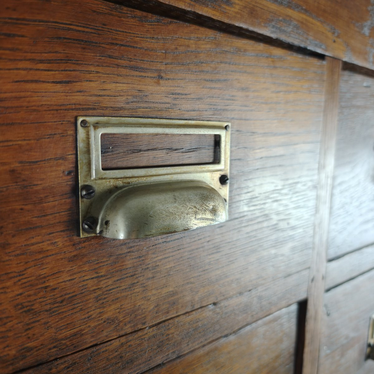 Early 20th Century Oak Apothecary Cabinet With 42 Drawers-photo-7