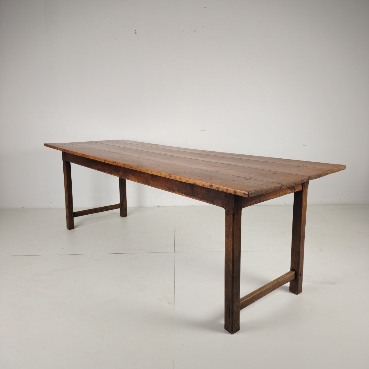 Table de salle à manger de ferme française de la fin du XIXe siècle