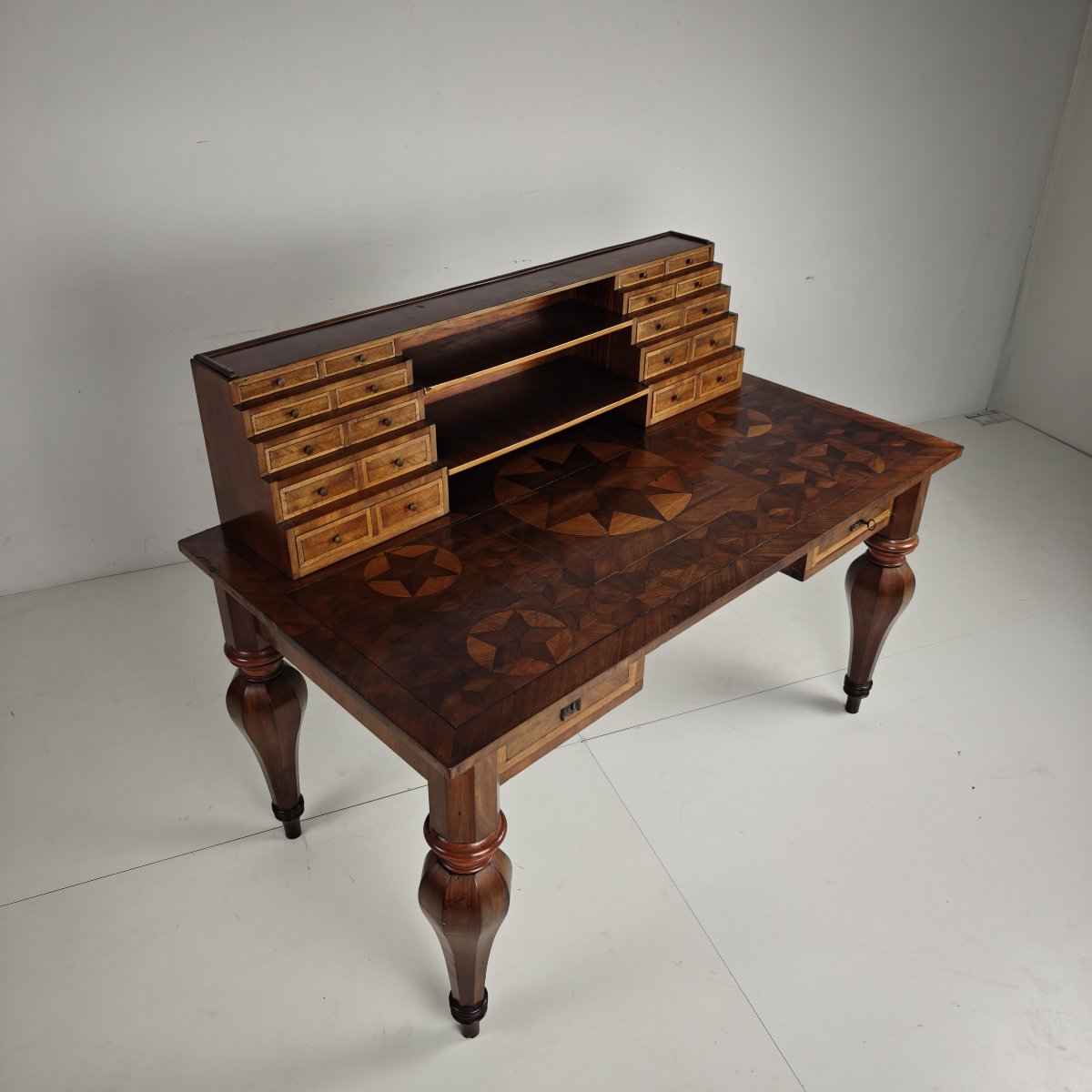 Bureau à écrire en marqueterie allemande du XIXe siècle-photo-1