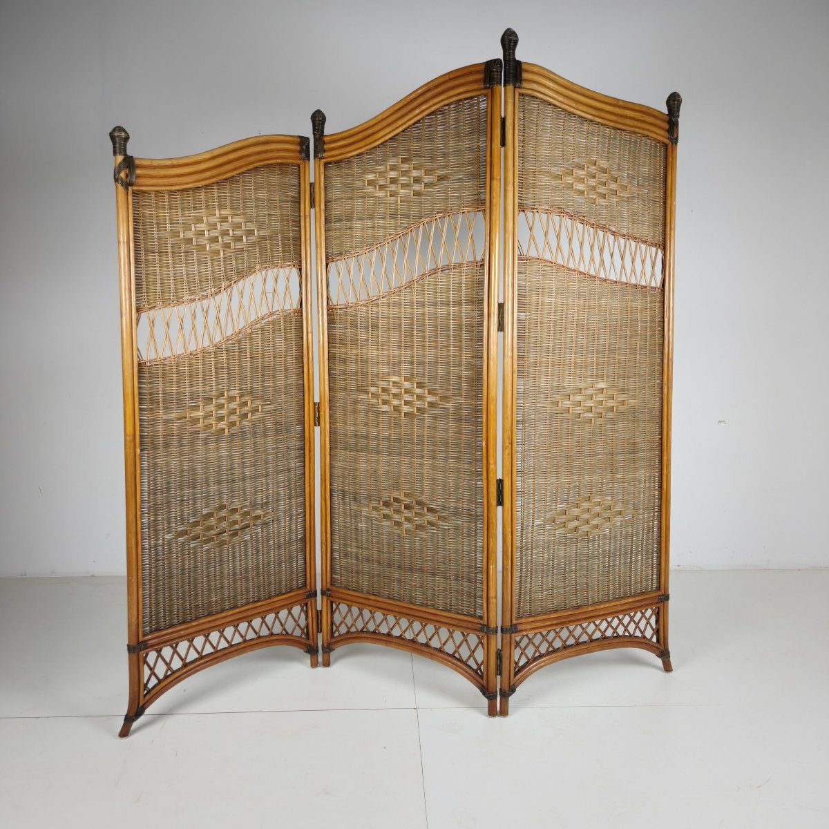 Three-panel Rattan Screen From The 1970s With Wicker Panels-photo-3