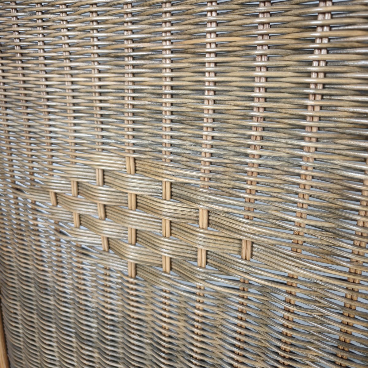 Three-panel Rattan Screen From The 1970s With Wicker Panels-photo-2
