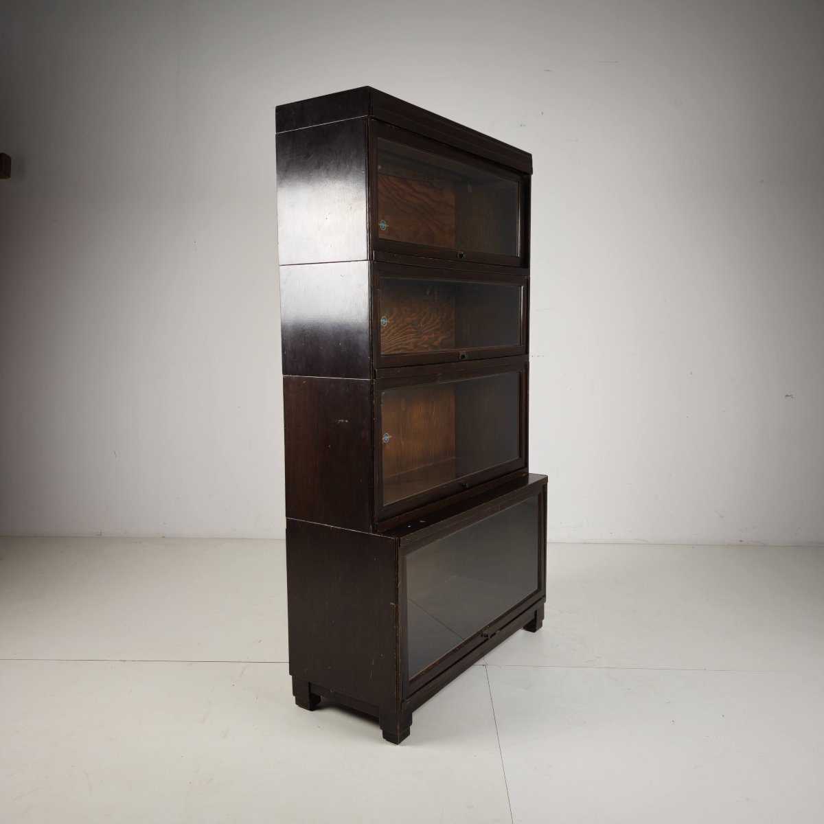 Wernicke Globe Bookcase, 1920s