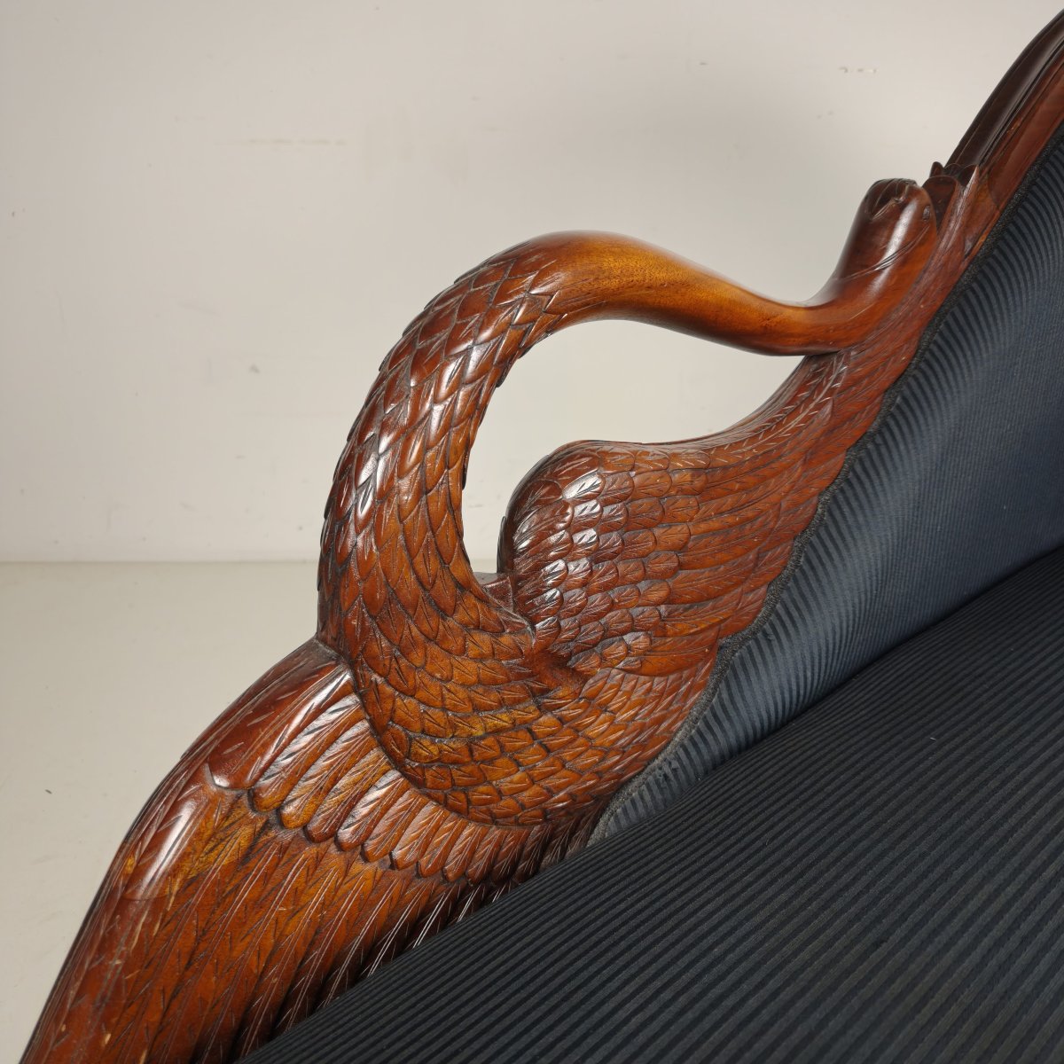 Carved Swan-shaped Lounge Chair, 20th Century-photo-3