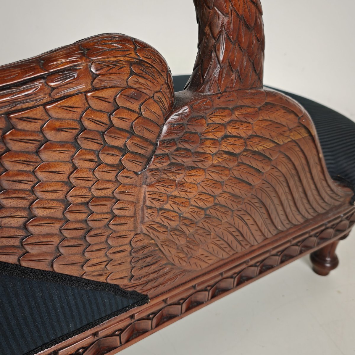 Carved Swan-shaped Lounge Chair, 20th Century-photo-6