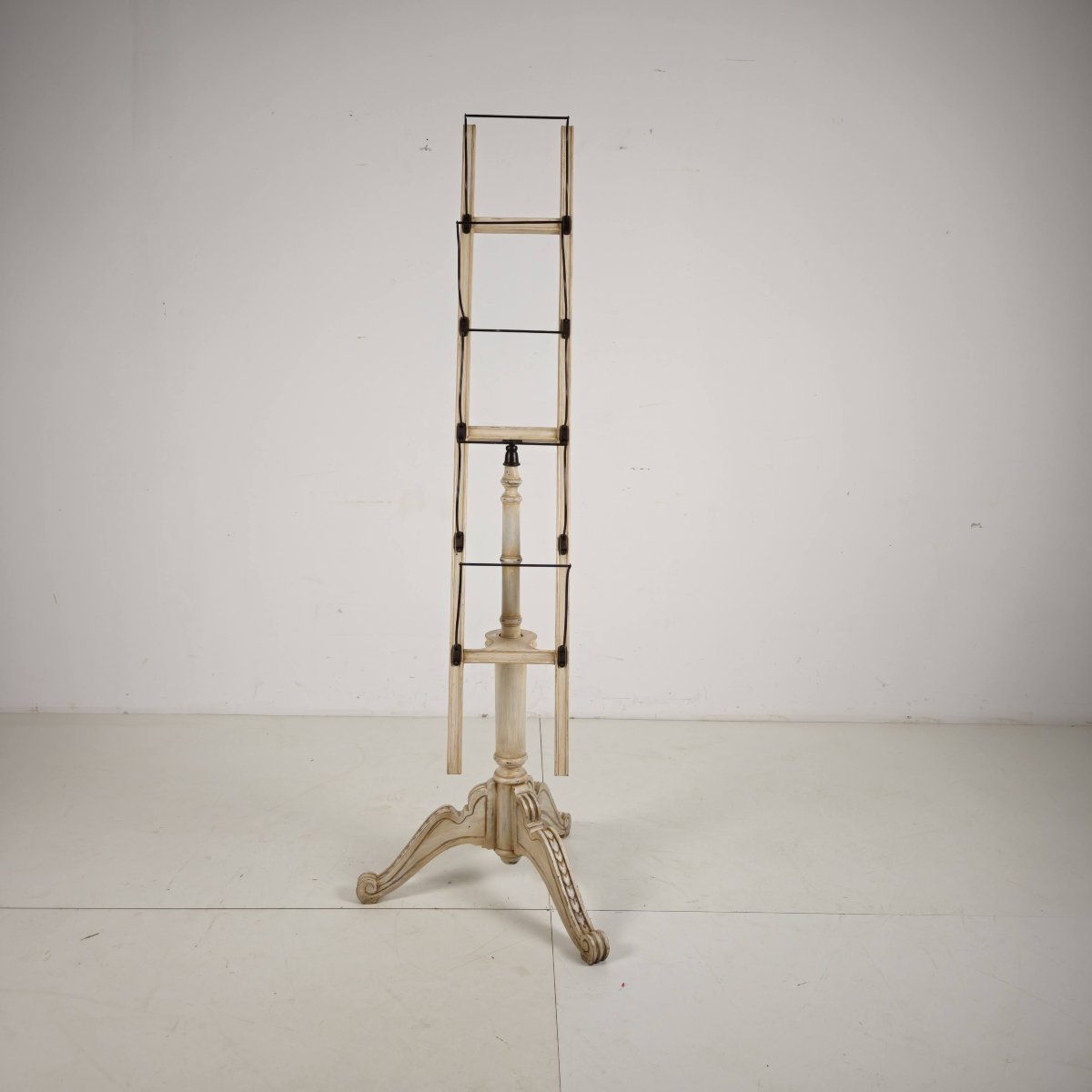 Vintage English Rotating Newspaper, Magazine, And Book Rack, 20th Century-photo-5