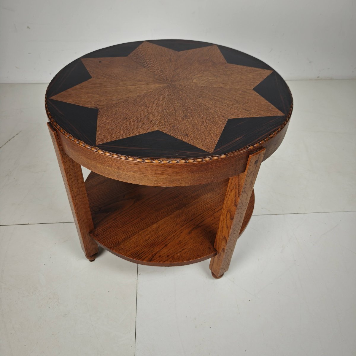 Table d'appoint Art déco de style Amsterdam School, plateau incrusté d'étoiles, vers 1920-photo-2