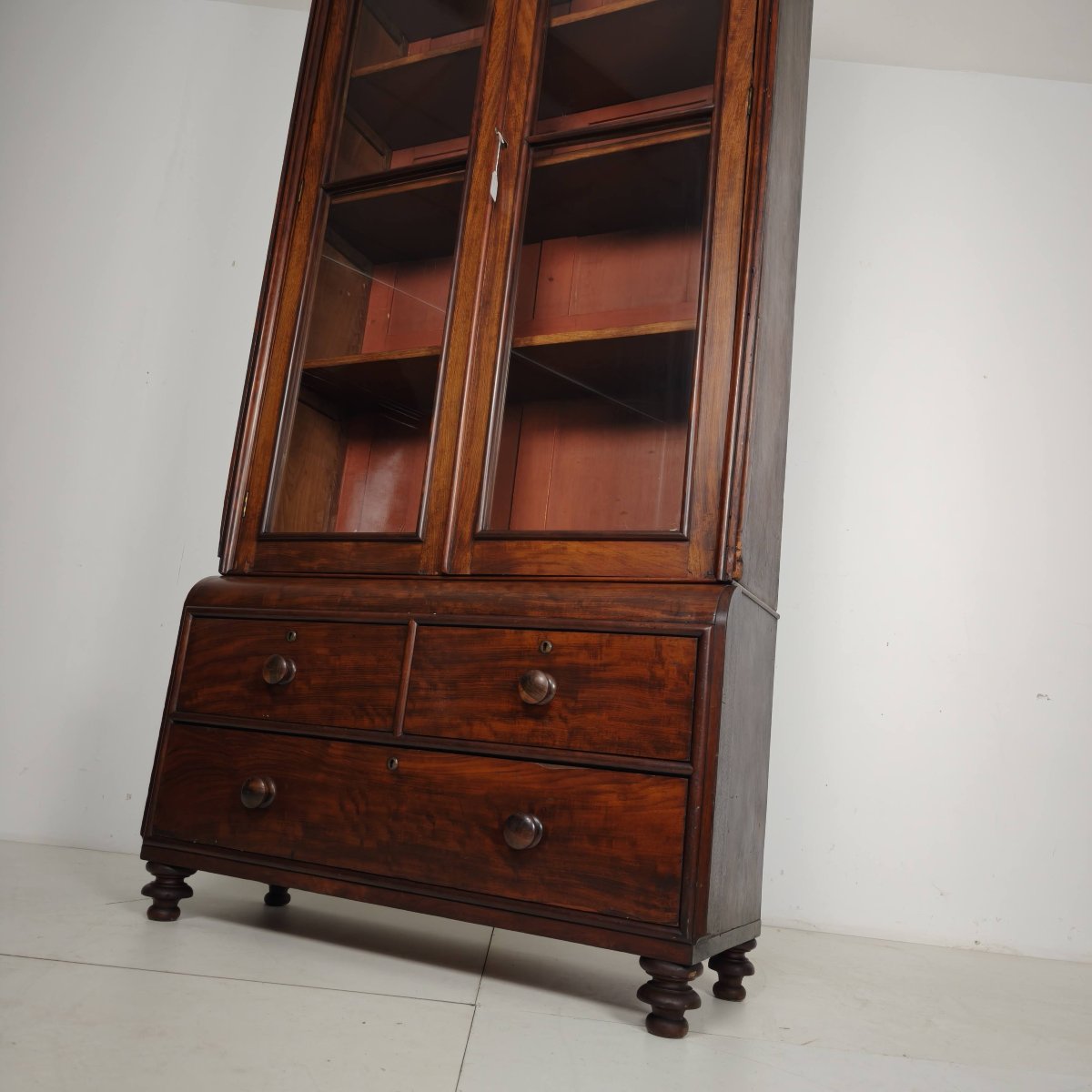 Bibliothèque vitrine anglaise de la fin du XIXe siècle avec portes et tiroirs vitrés-photo-4
