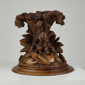 Hand-carved Deer Sculpture From The Black Forest, Dating From The 19th Century.