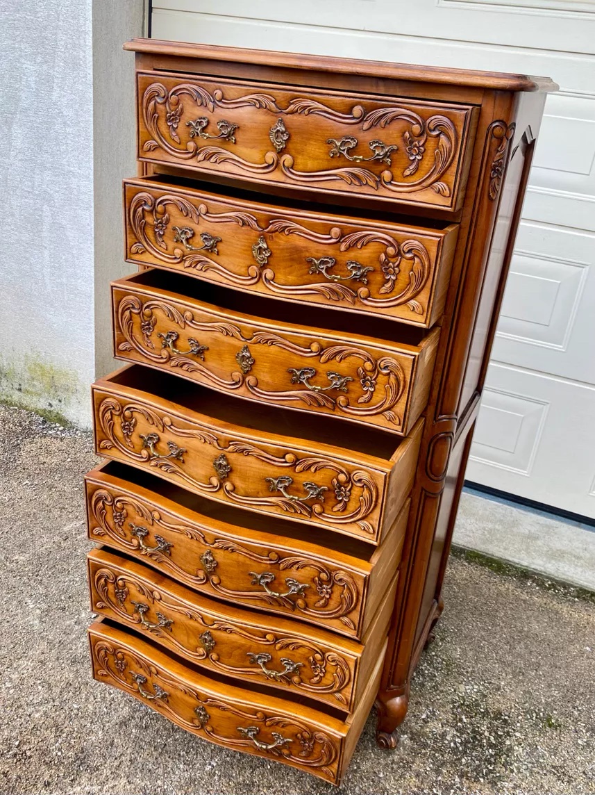 Seven-drawer Chest Of Drawers With Louis XV Style Engraving-photo-2