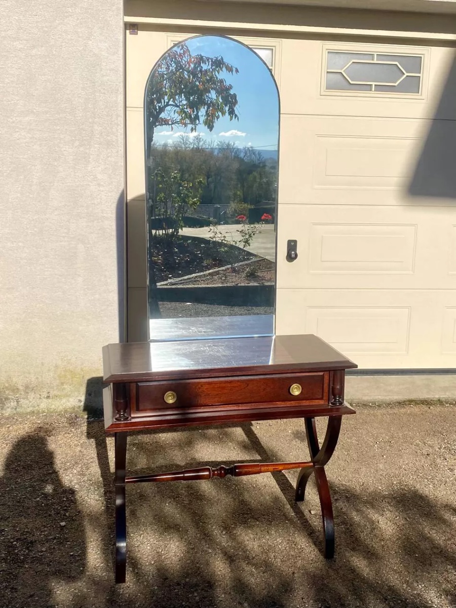 Solid Wood Dressing Table In The Traditional Empire Style-photo-3