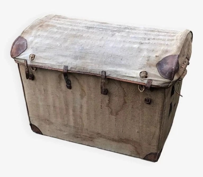 Rattan And Wicker Trunk & Chest, Militaria, French Military Collection