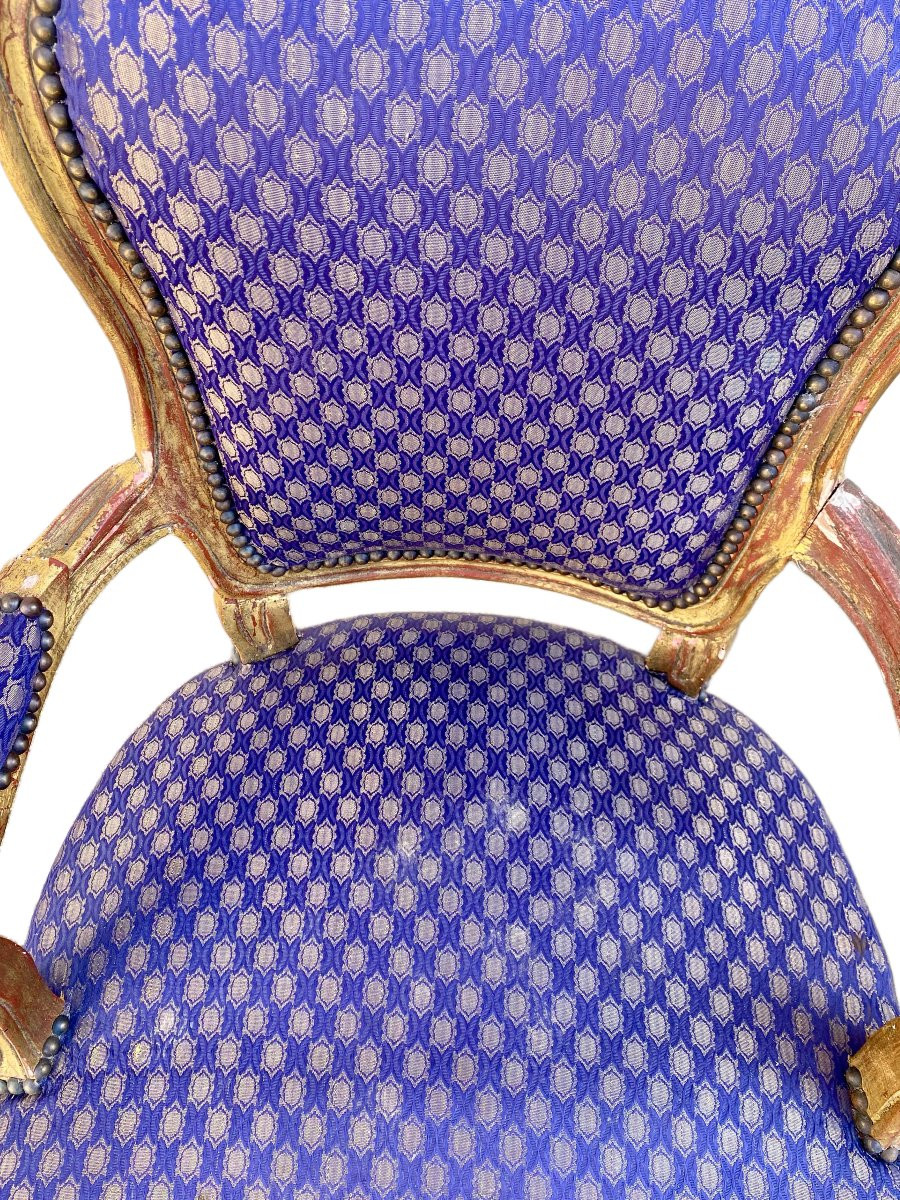Paire de fauteuil chaise baroque style Louis XV tissu satiné bleu aux motifs-photo-3