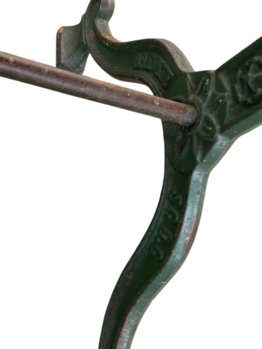 Antique Wrought-iron Engraved Bistro Table-photo-4