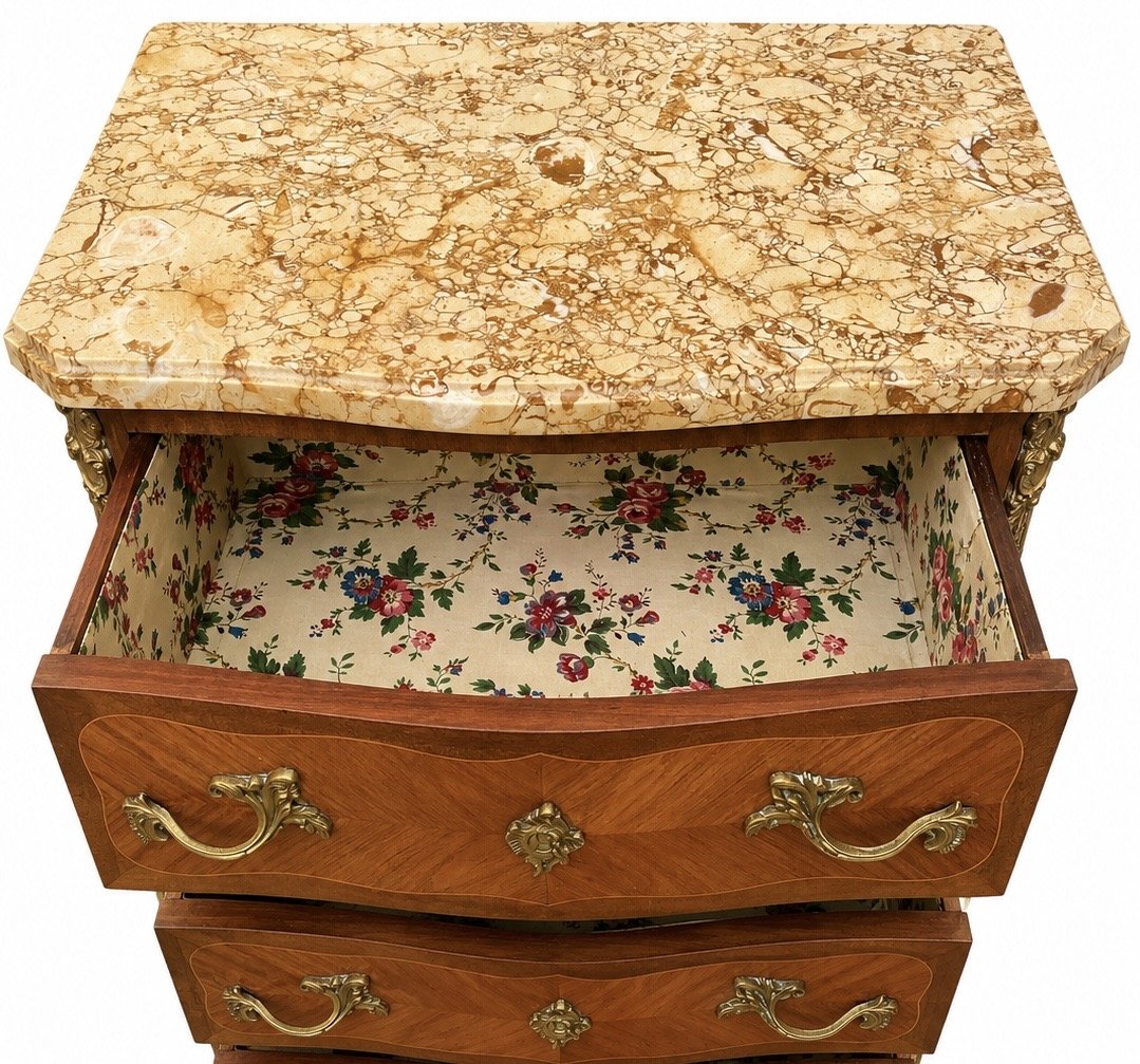 Chiffonnier de style Louis XV en marqueterie de bois de rose, dessus de marbre-photo-3