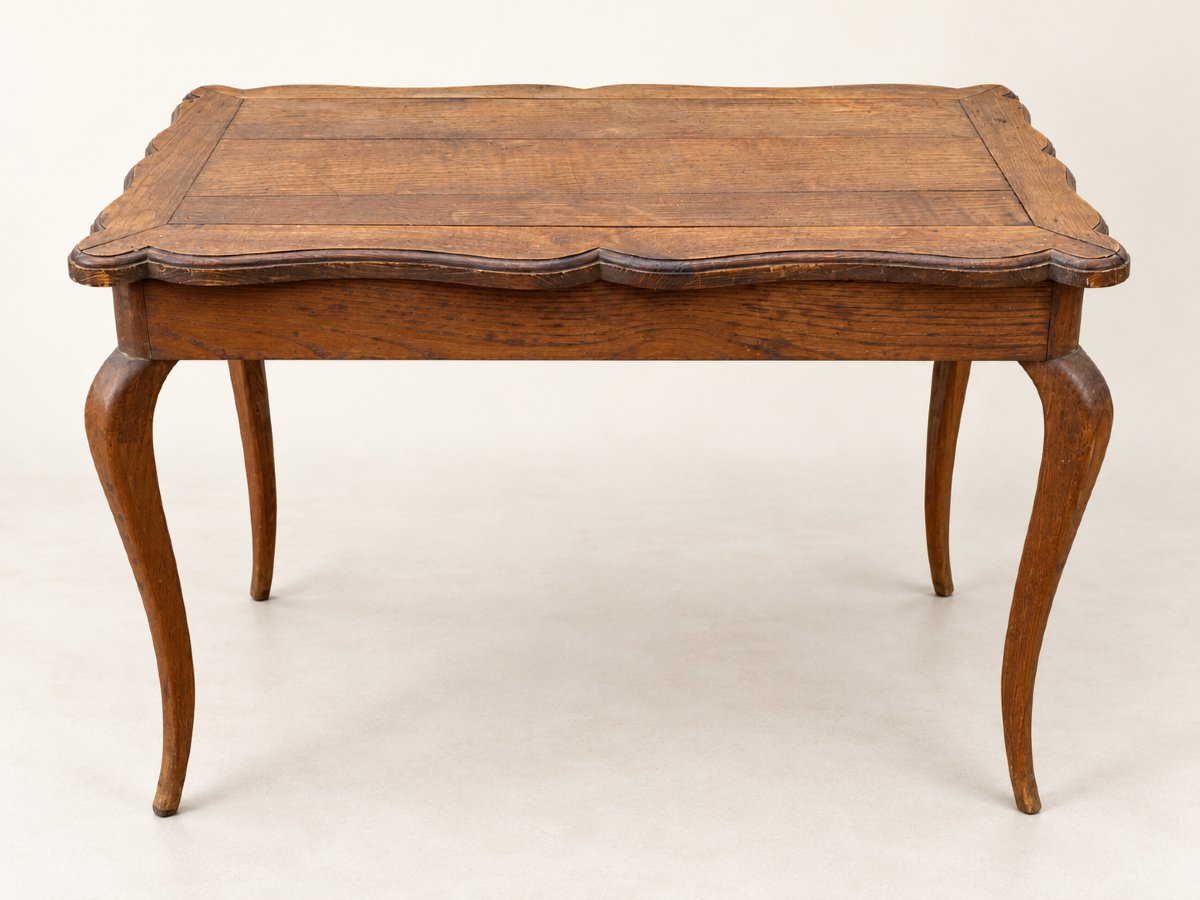 Table d'appoint d'époque Napoléon III, de style Louis XV