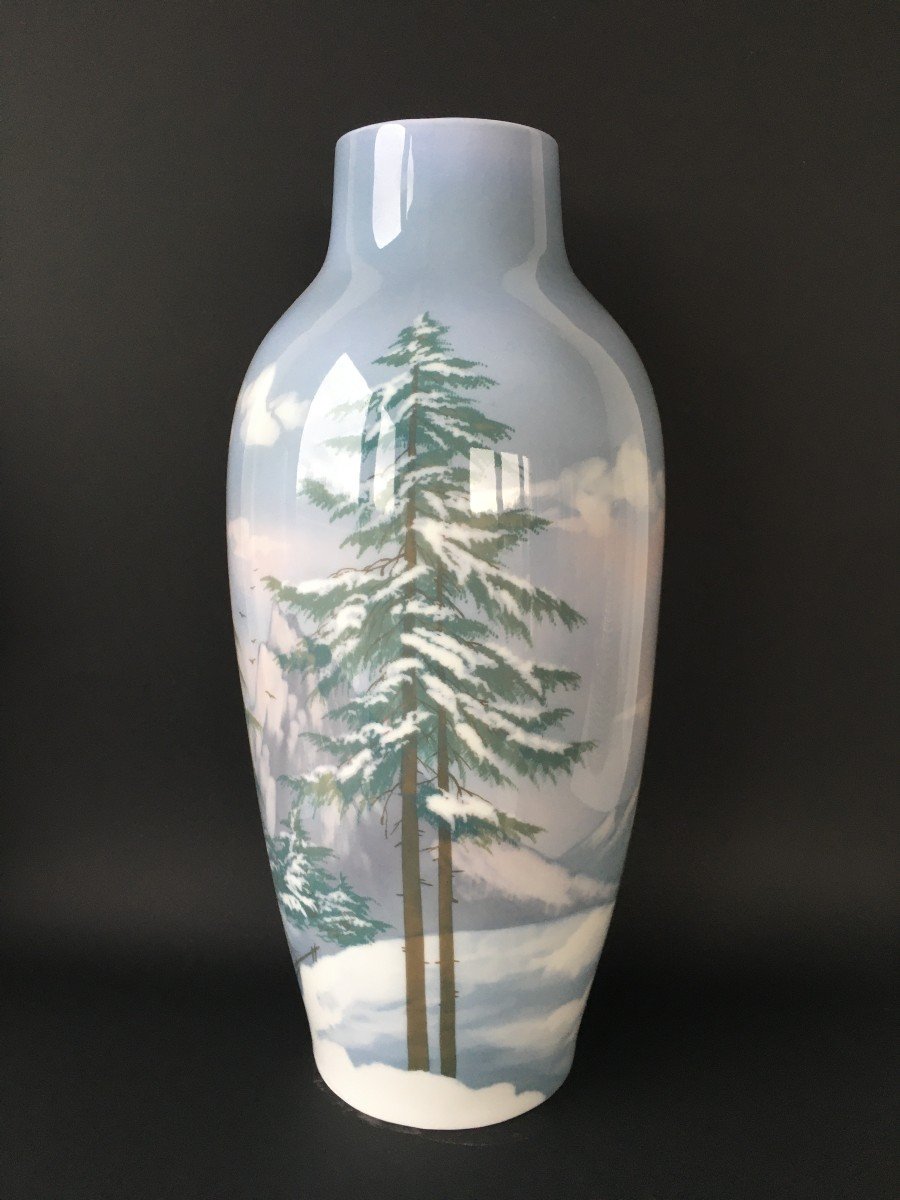 Large Snow Landscape Vase In Copenhagen Porcelain-photo-2