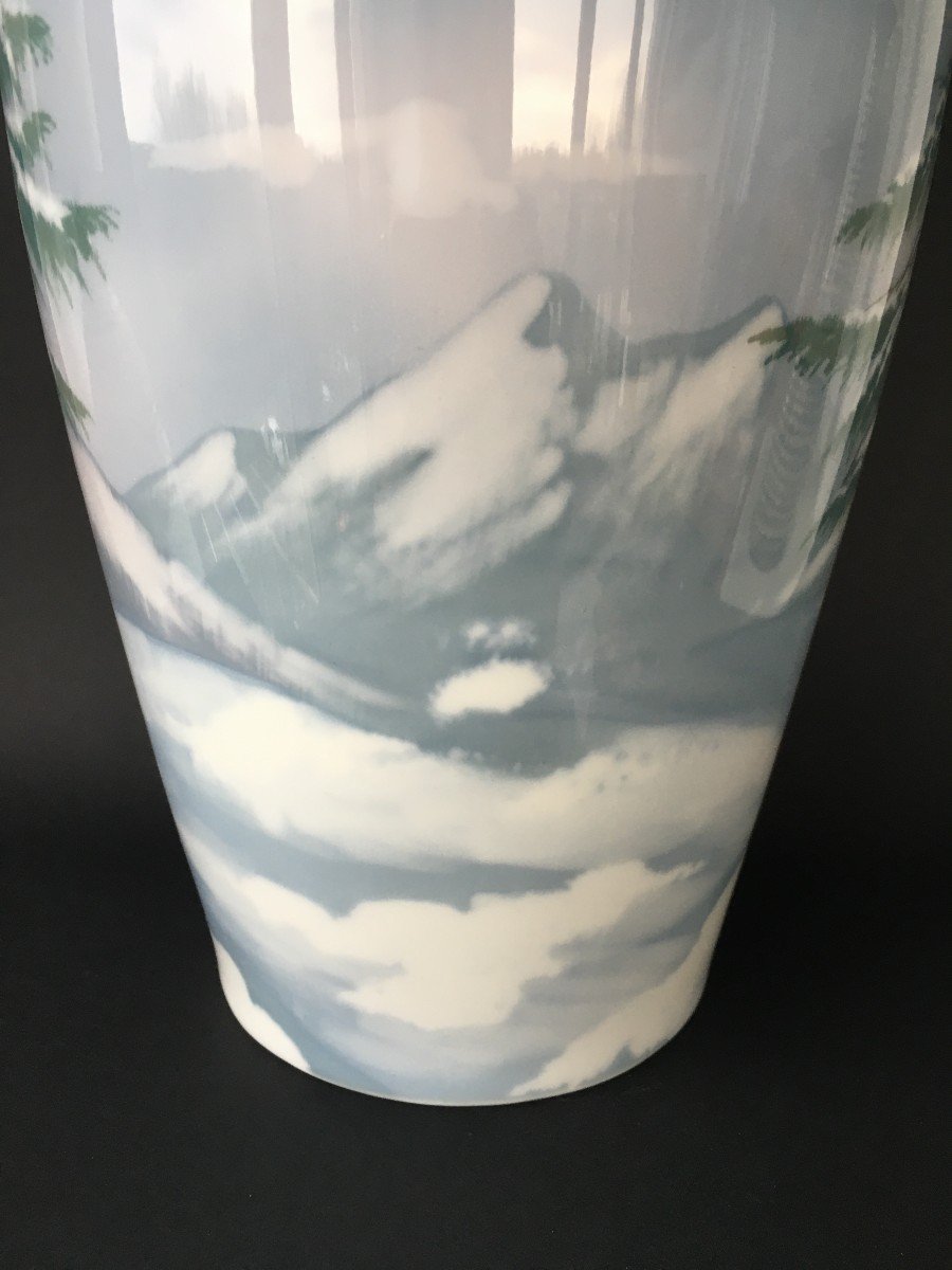 Large Snow Landscape Vase In Copenhagen Porcelain-photo-4