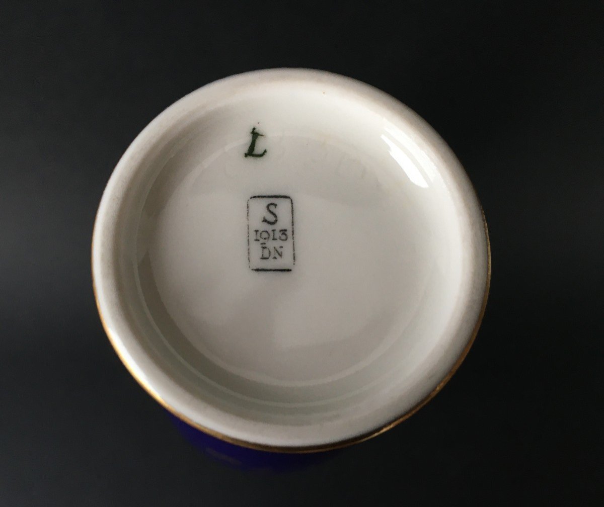 Porcelain Vase From Sèvres Manufacture 1913-photo-4