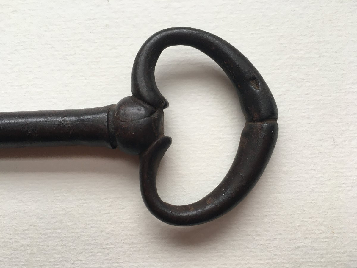 grande clé en fer forgée XVIIIème 20,5cm + une autre-photo-4