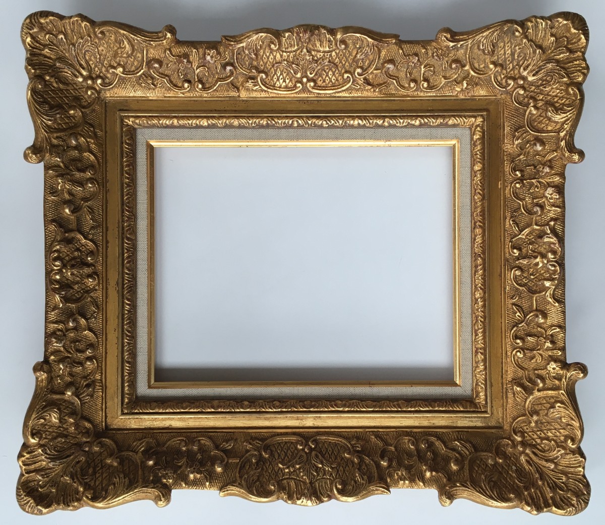 cadre doré format 3F pour tableau 27x22cm