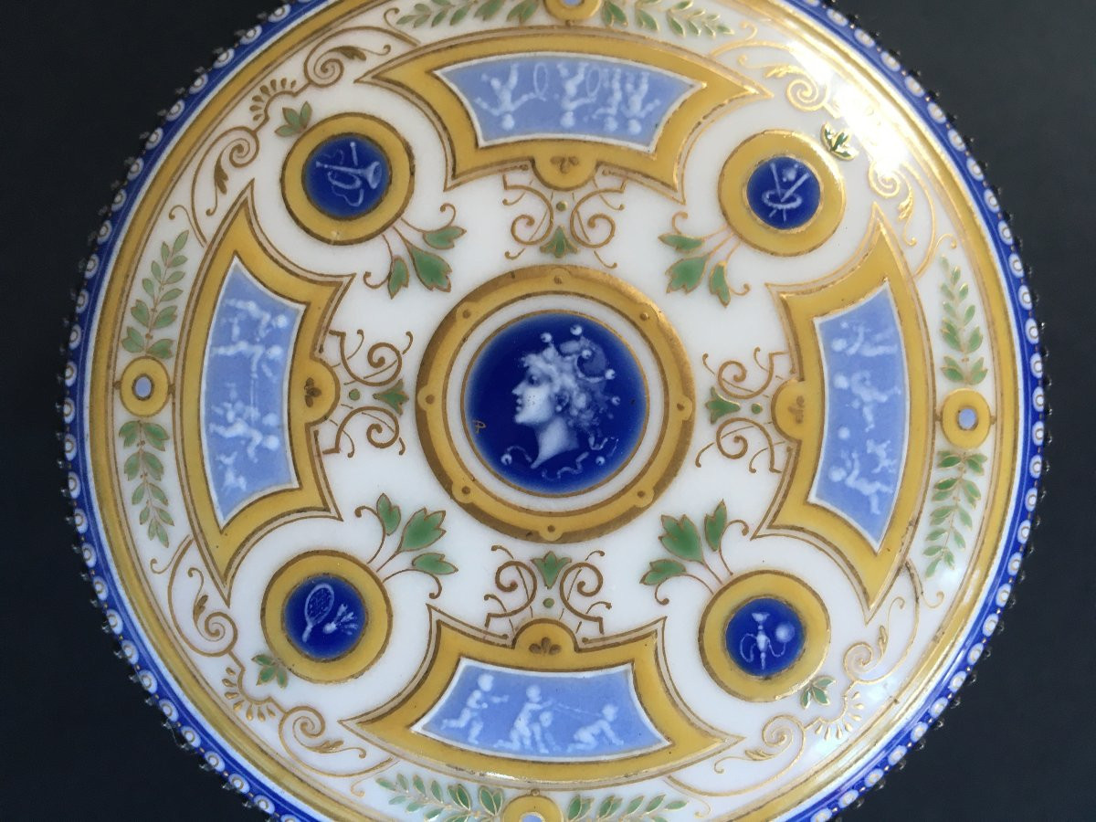 boite en porcelaine Manufacture Nationale de Sèvres pâte sur pâte 1886-photo-4