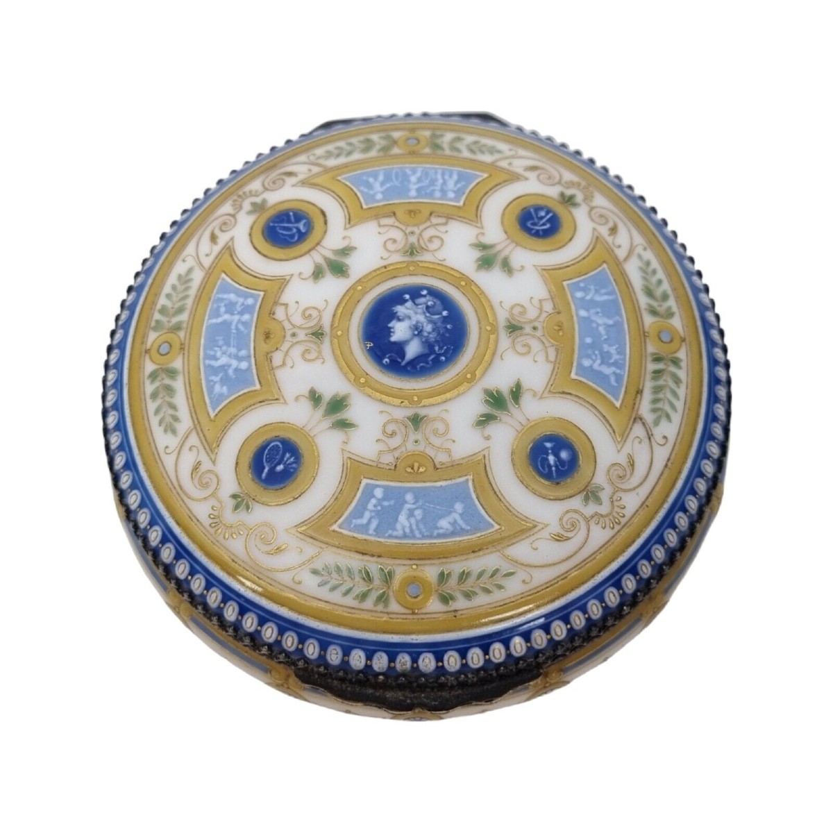 boite en porcelaine Manufacture Nationale de Sèvres pâte sur pâte 1886