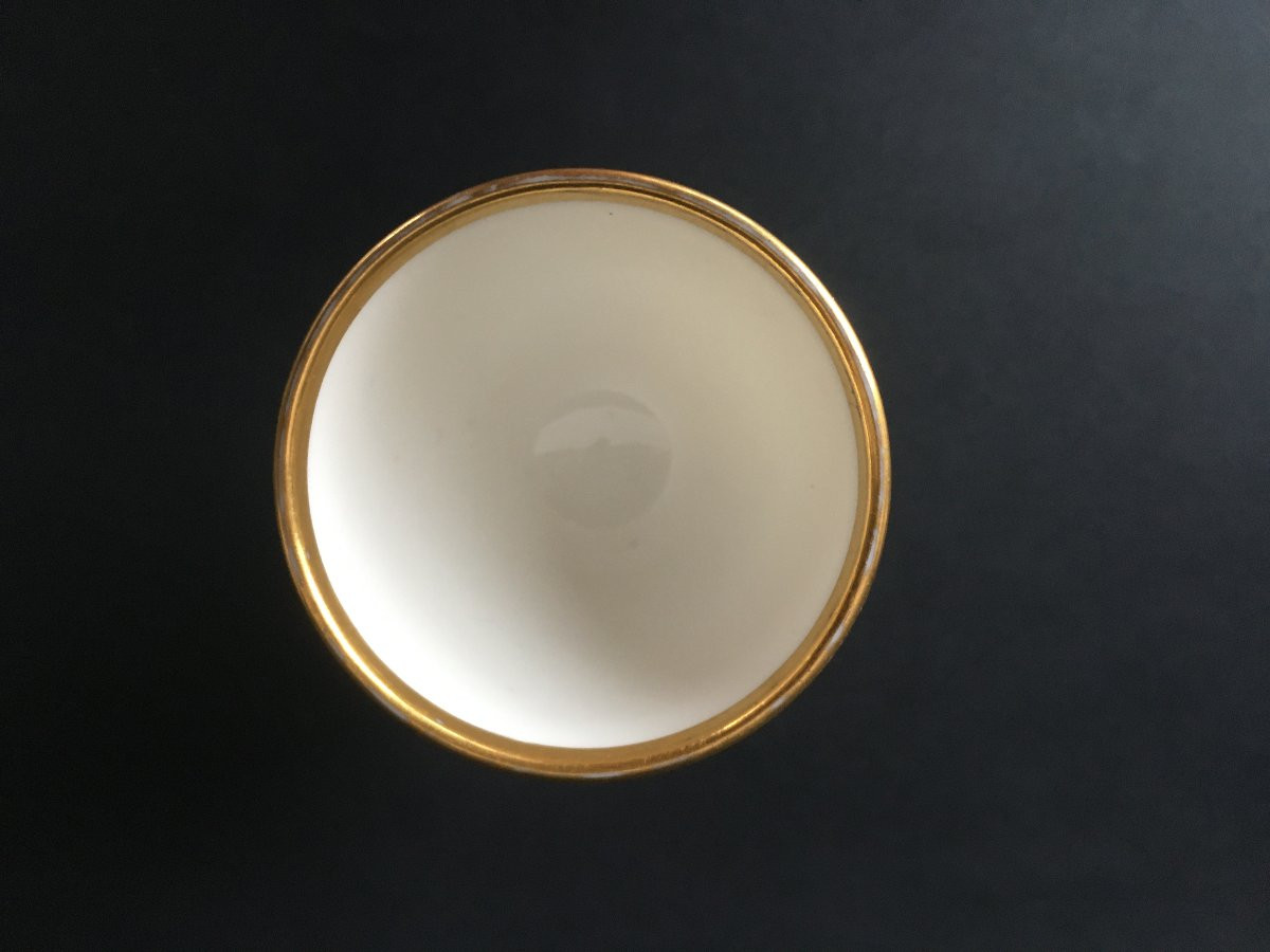 coquetier en porcelaine Manufacture Nationale de Sèvres vers 1820 Louis XVIII-photo-2