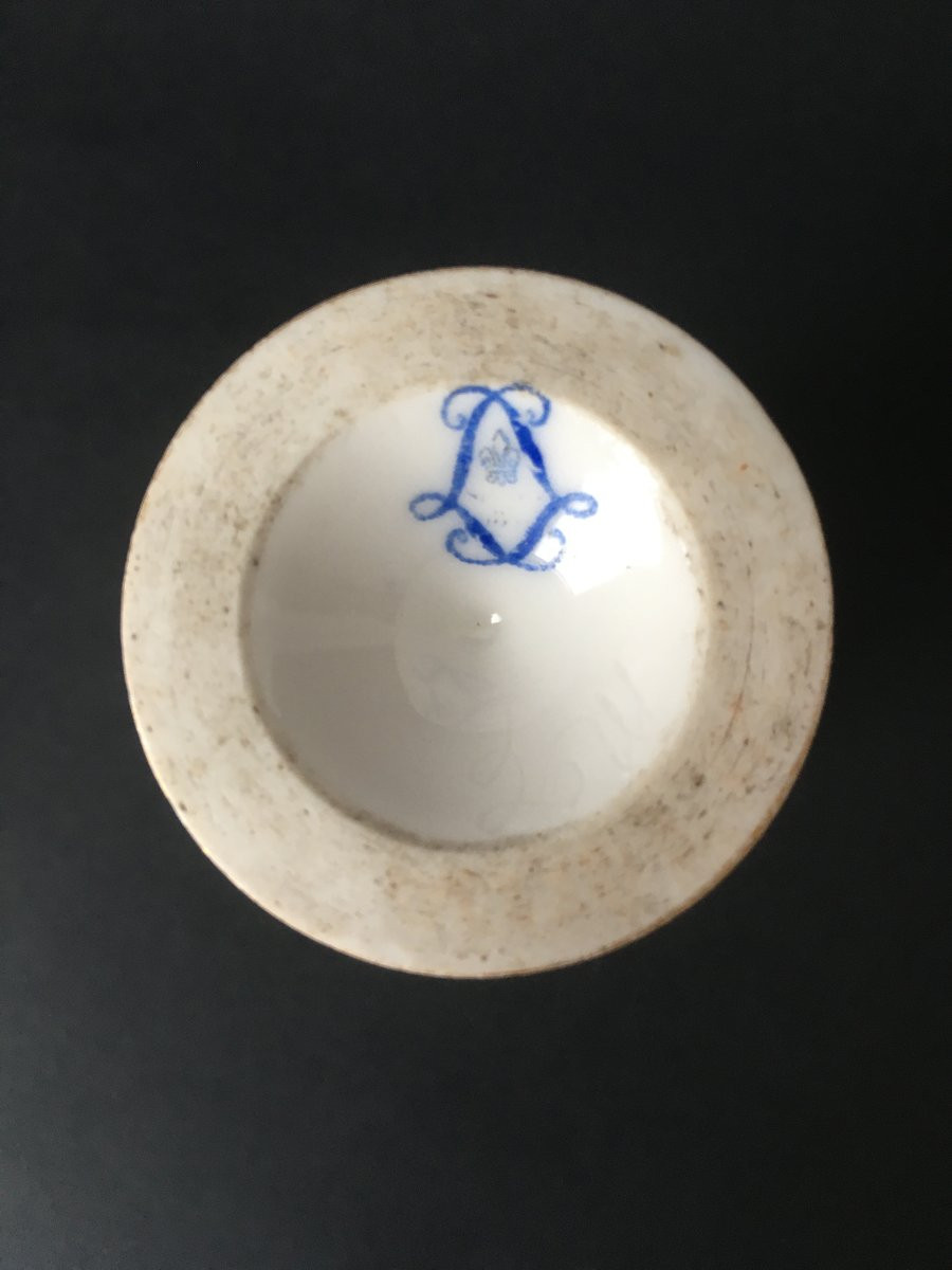 coquetier en porcelaine Manufacture Nationale de Sèvres vers 1820 Louis XVIII-photo-4