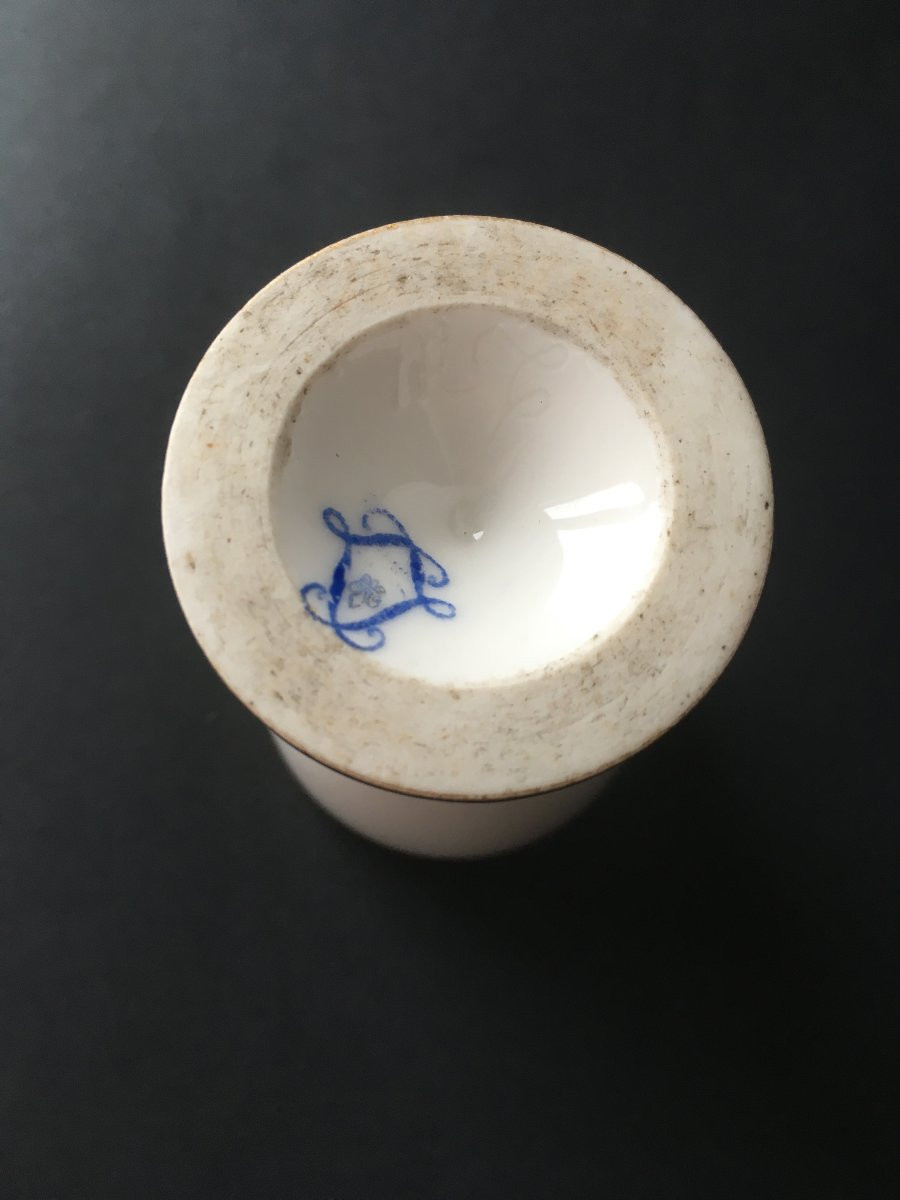 coquetier en porcelaine Manufacture Nationale de Sèvres vers 1820 Louis XVIII-photo-5