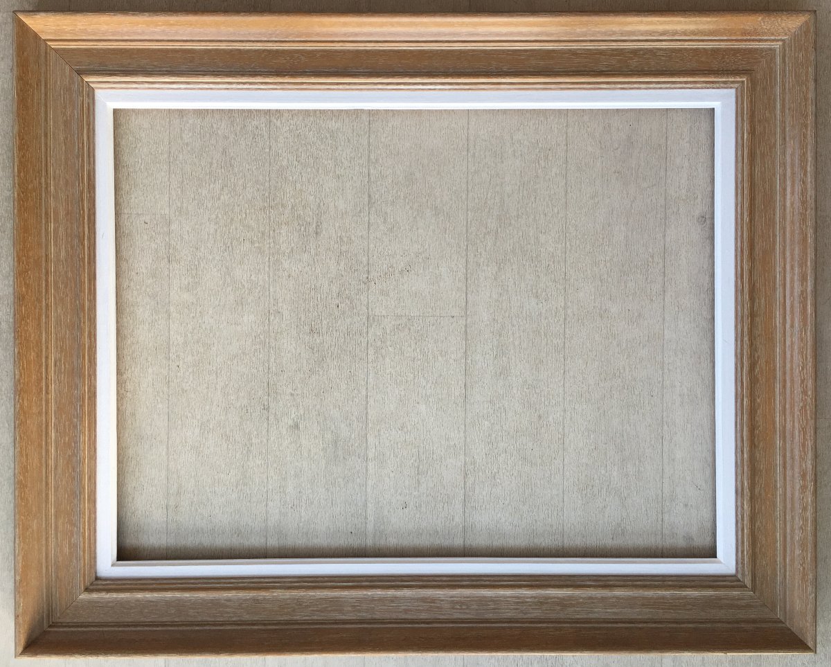 12p-size Whitewashed Frame For A 61x46cm Painting