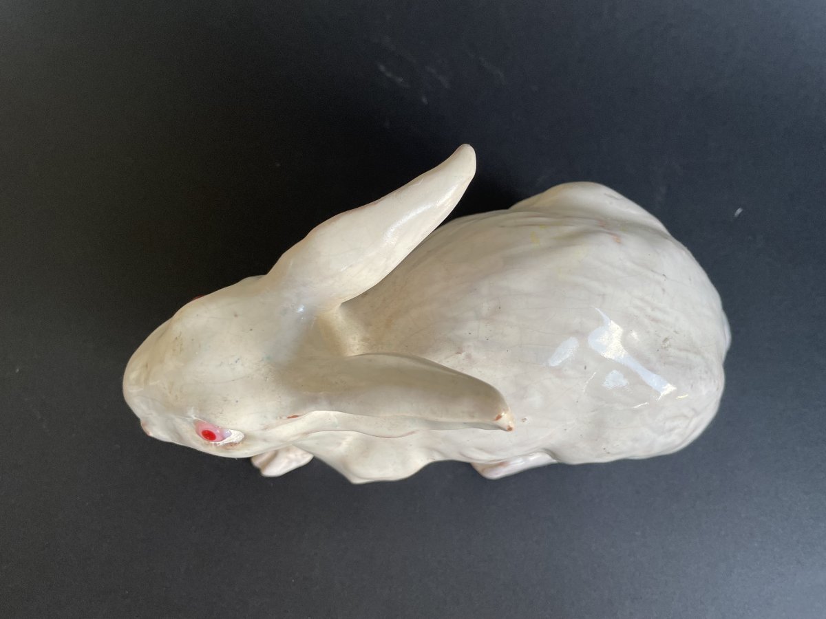 Lapin couché en faïence de Bavent fabrication TN (Tuilerie Normande)-photo-2