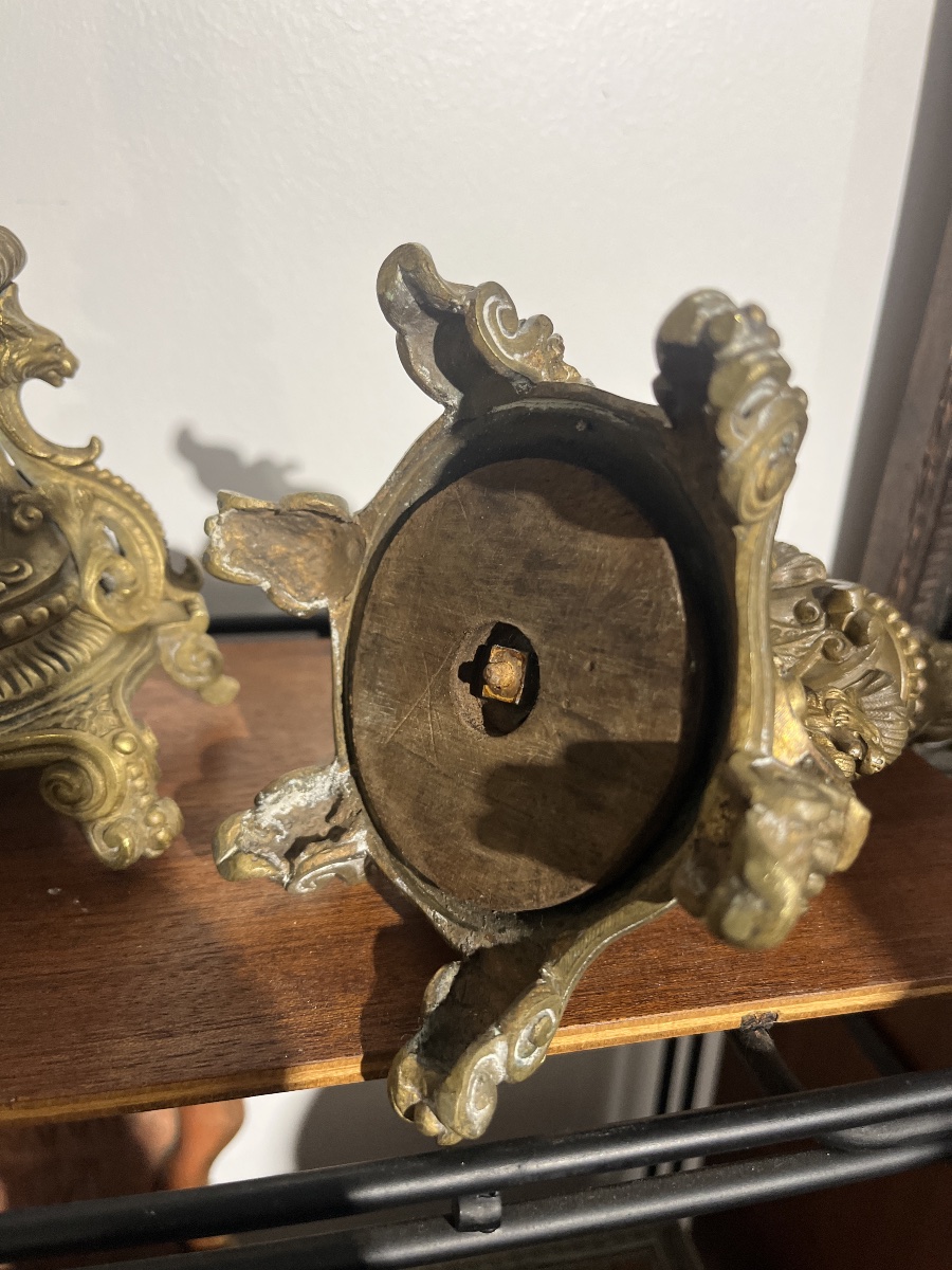 Pair Of 19th-century Bronze Putti Candleholders-photo-1