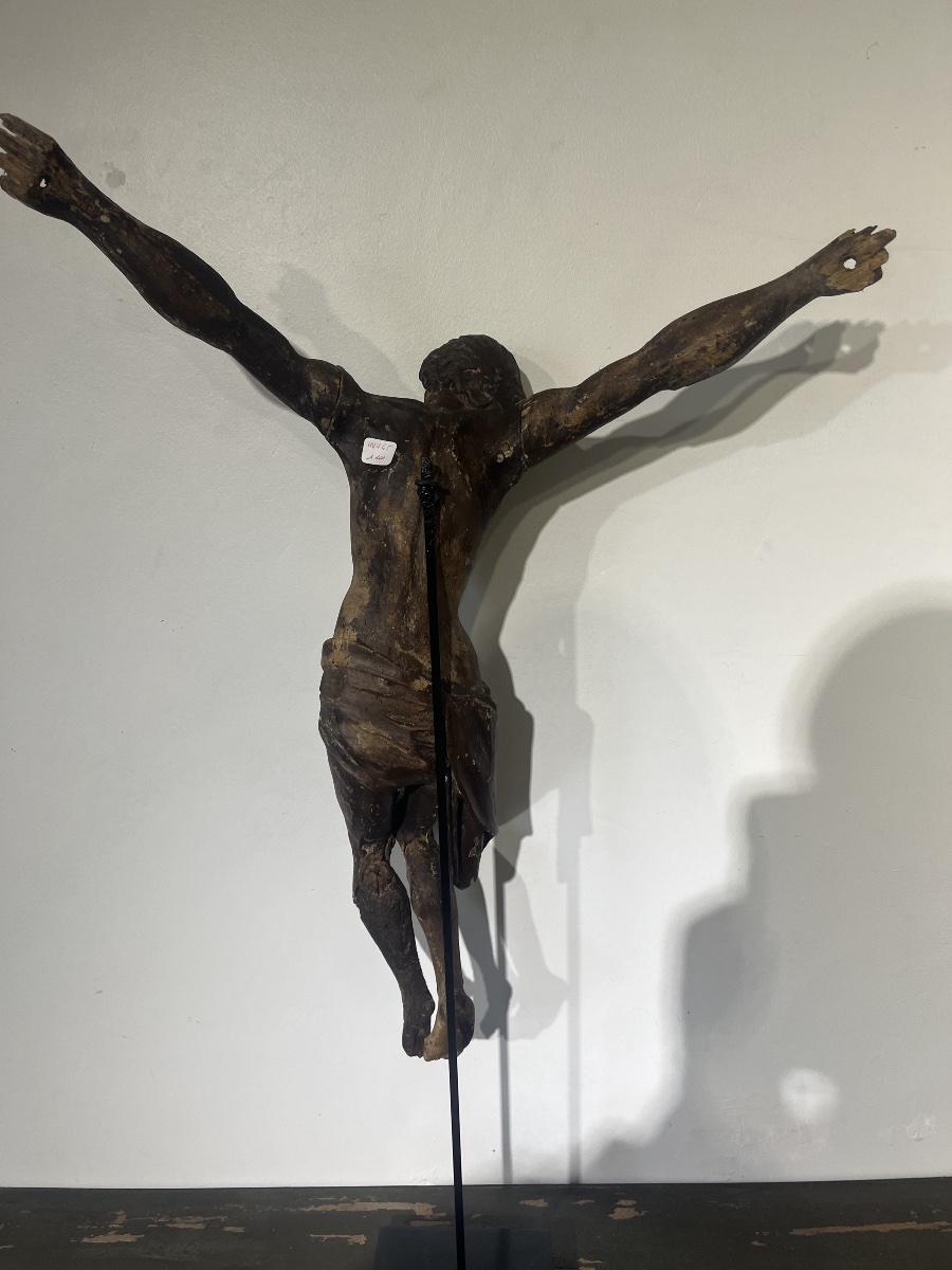 Grand Christ en bois sculpté —  63 cm XVIIᵉ siècle-photo-1
