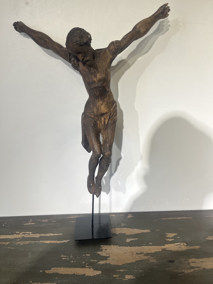 Grand Christ en bois sculpté —  63 cm XVIIᵉ siècle