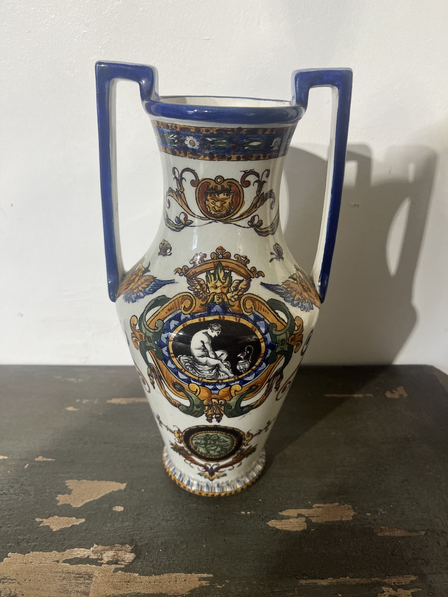 Gien Vase With Renaissance Design -photo-1