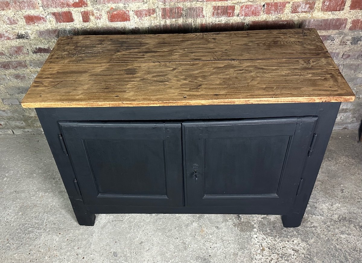 18th Century Raw And Black Oak Sideboard-photo-1