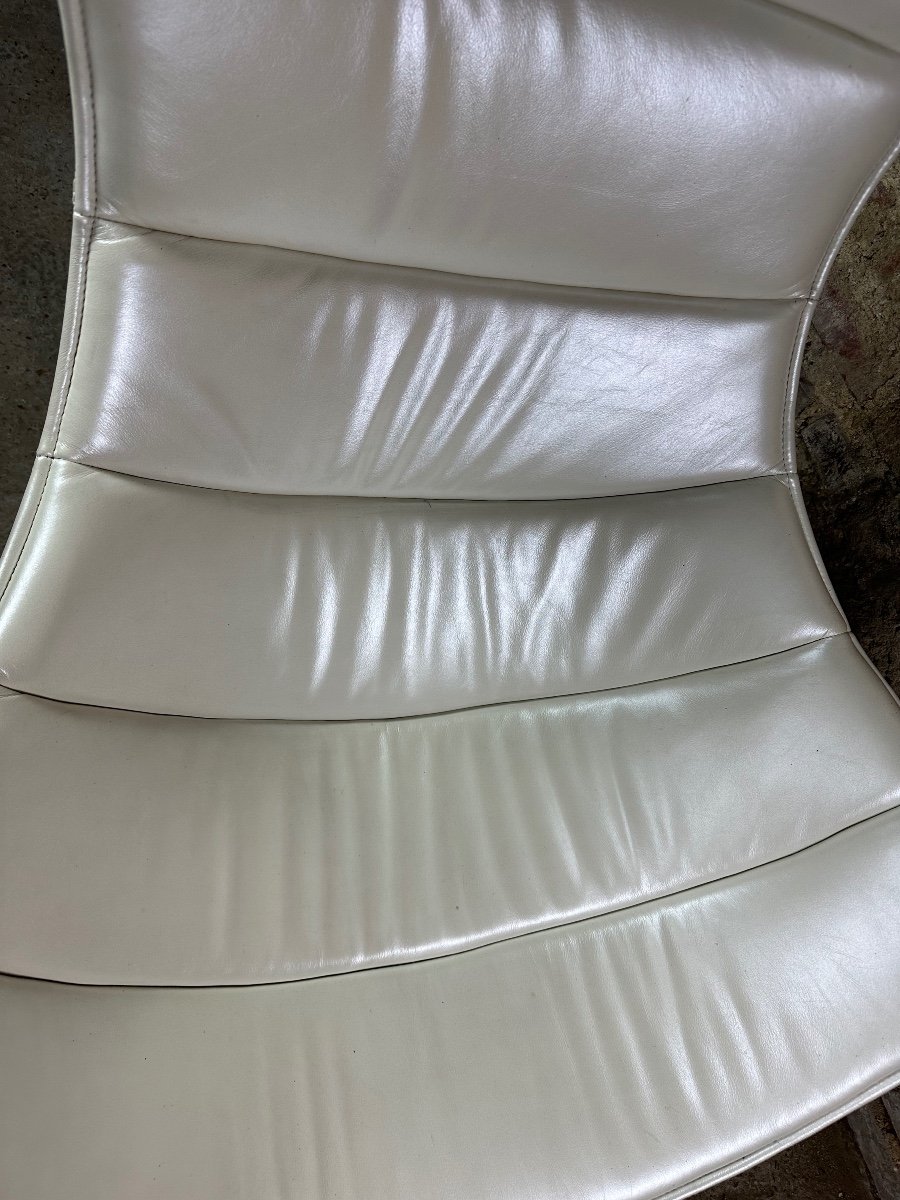 Fauteuil Coque En Simili Cuir Blanc Nacré Vintage 80's-photo-6