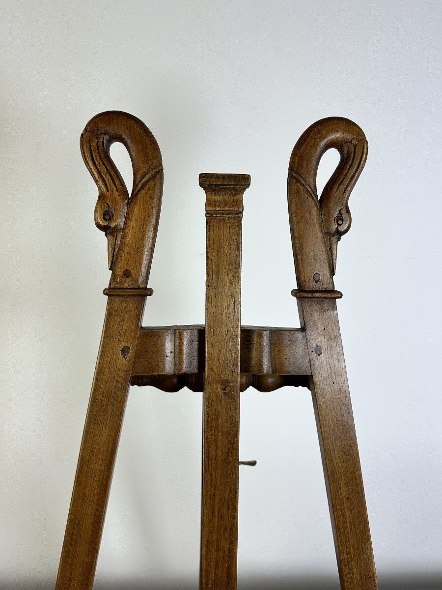 Walnut Easel With Swan Neck Decor-photo-3