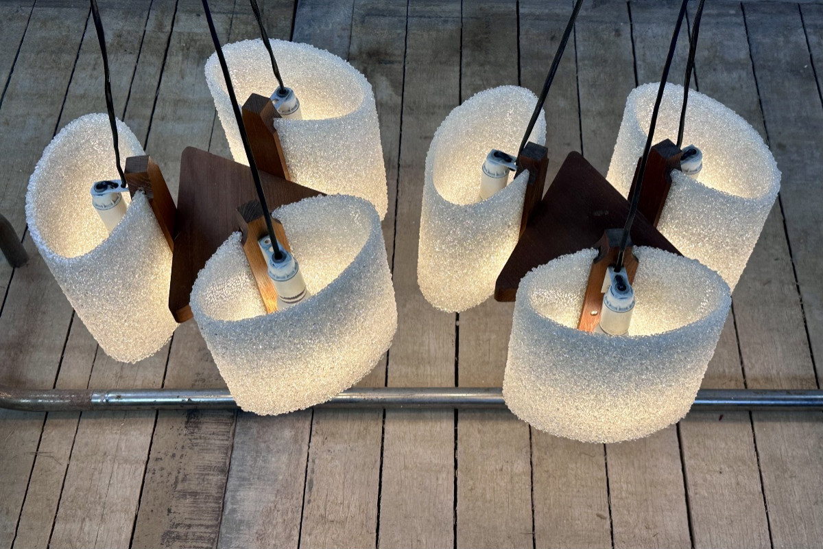 Lustre scandinave en teck et perspex vintage 1960-photo-6