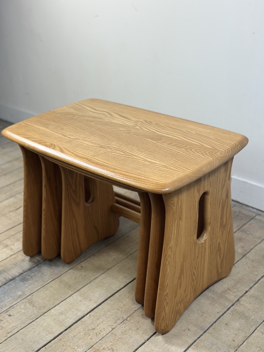 Tables gigogne vintage Ercol en orme massif 1980-photo-3