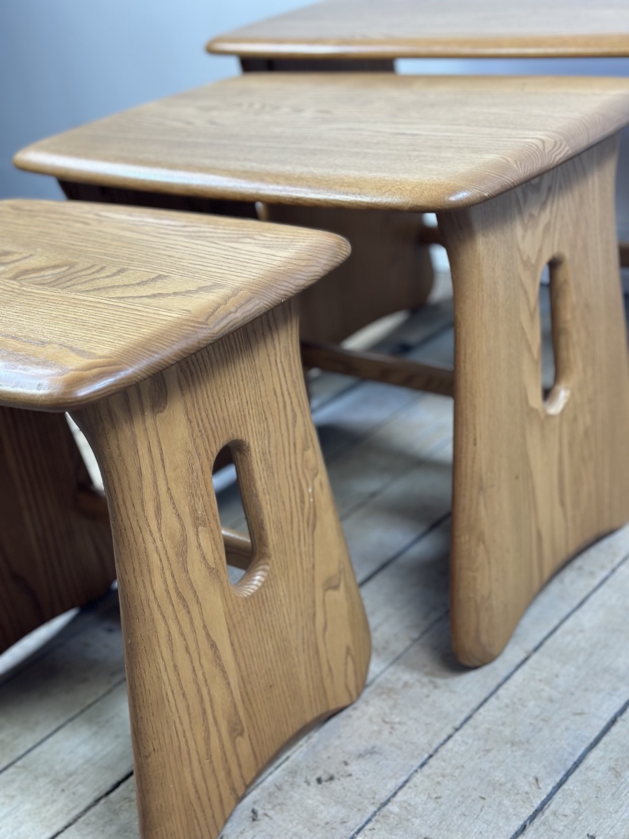 Tables gigogne vintage Ercol en orme massif 1980-photo-5