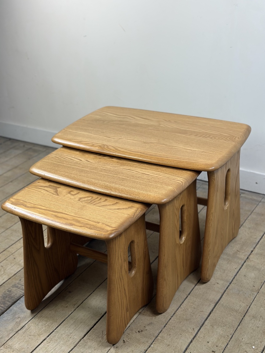 Tables gigogne vintage Ercol en orme massif 1980-photo-6