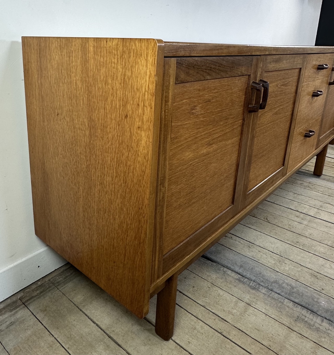 Vintage Scandinavian Teak Sideboard From The 1970s-photo-3