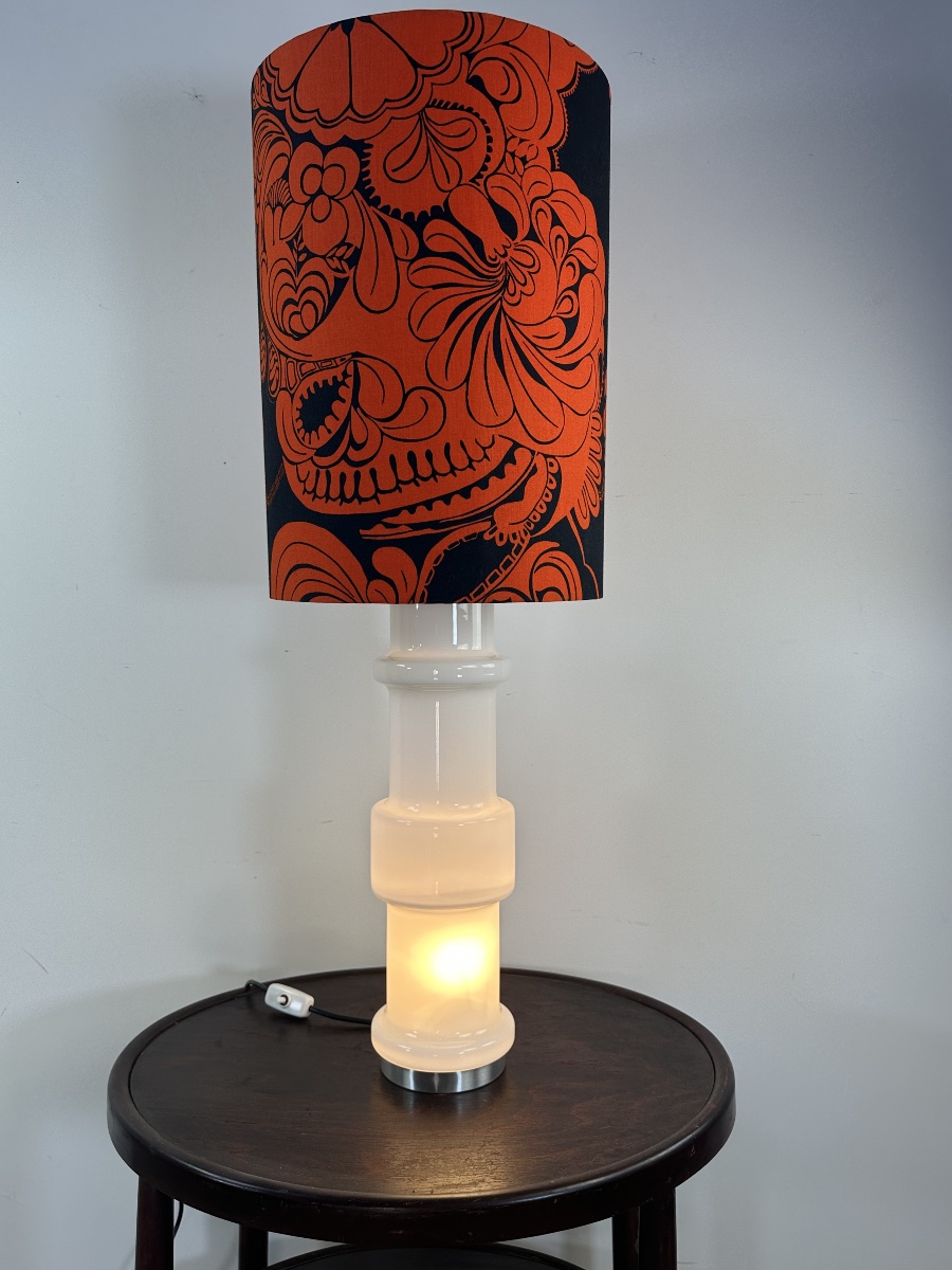 Vintage Opaline White Murano Glass Lamp, Doria, Italy, 1970-photo-1
