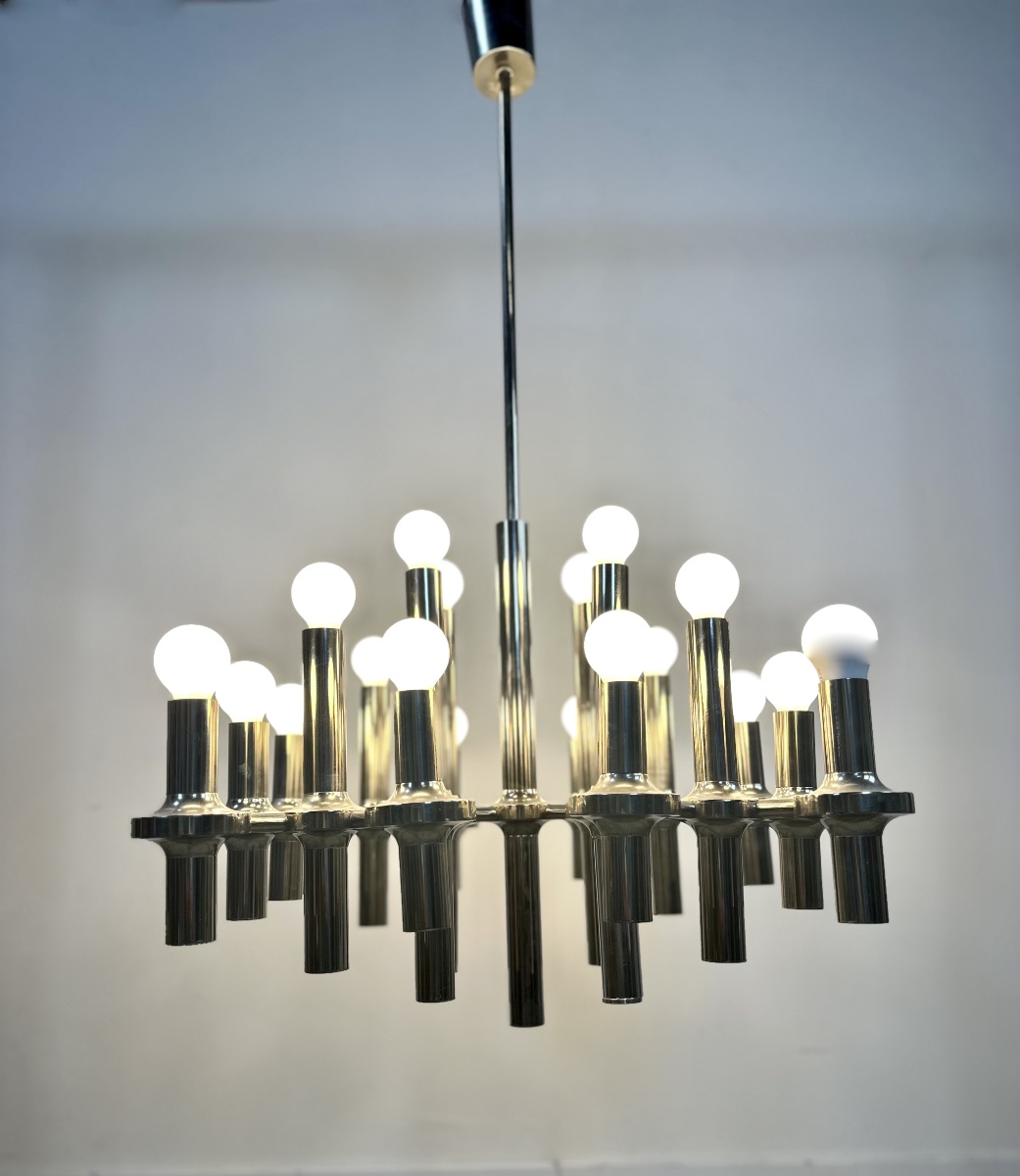 Gaetano Sciolari 24-light Chandelier, Italian Design, 1970s