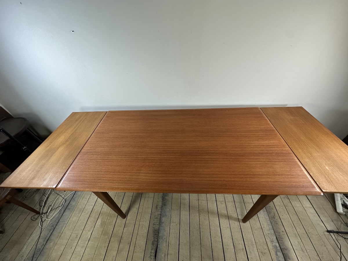 Table à manger scandinave vintage en teck 1970'S – 2 allonges intégrées-photo-3